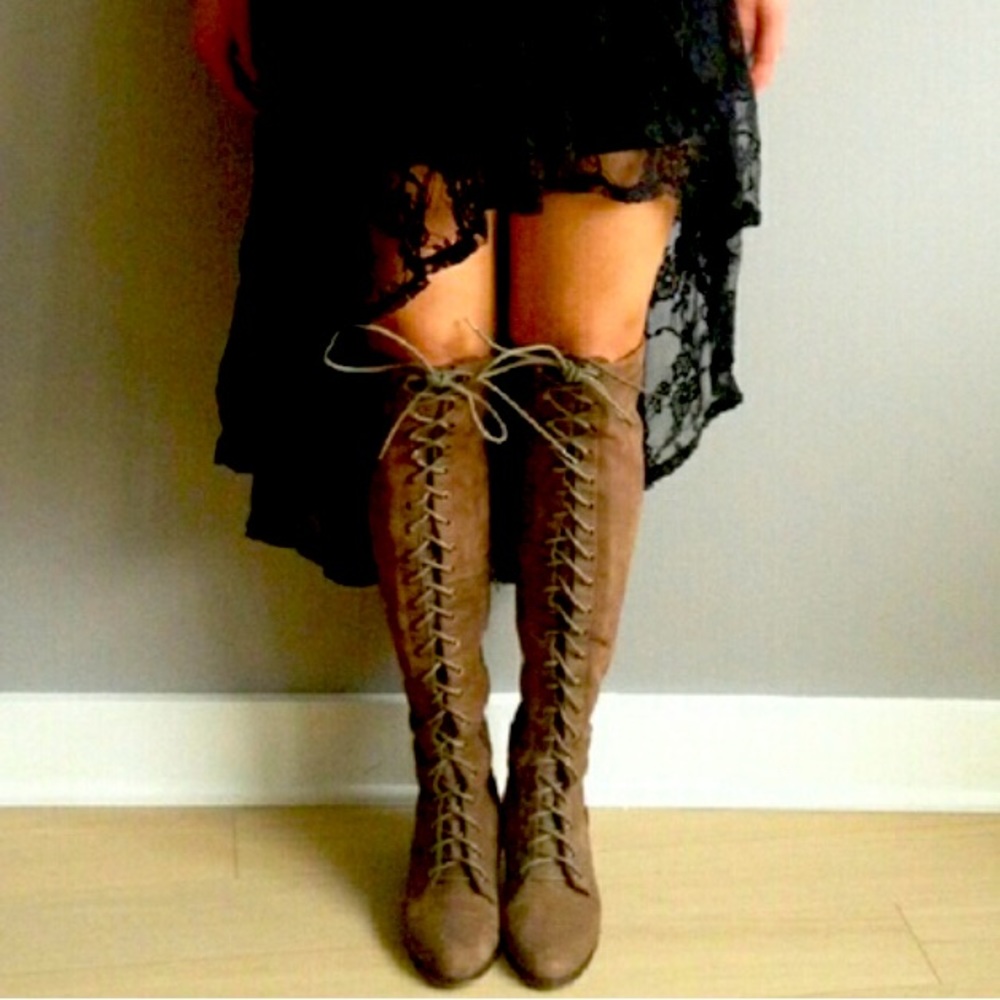 Free People/Jeffrey Campbell Joe Lace-Up Over-the-Knee Suede Boots Sz 7